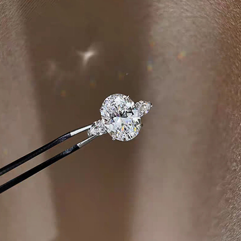 【006】Simulated mozzarella diamond pigeon eggs flash ring ice flower cut women fashion wedding proposal opening ring