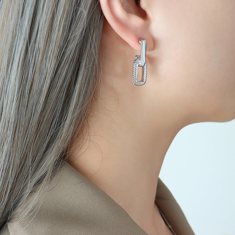 【046】Thai retro fashion versatile personality interlocking dot texture U-shaped earrings niche original jewelry design