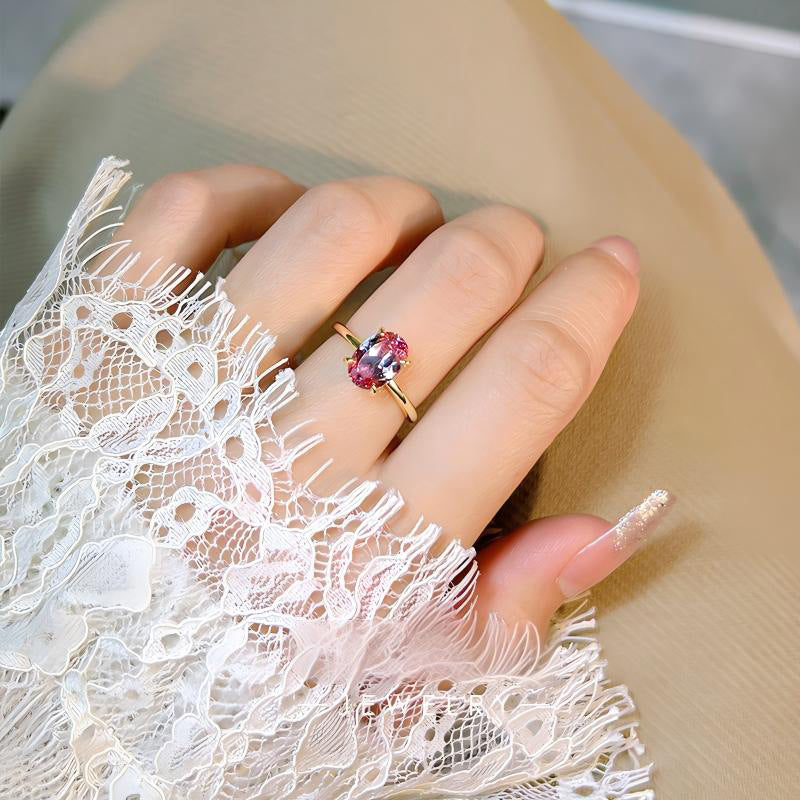 【009】Single Diamond Pigeon Egg Ring Pink Oval Ice Flower Cutting High End Simple Niche White Temperament Yellow Gold Opening Ring