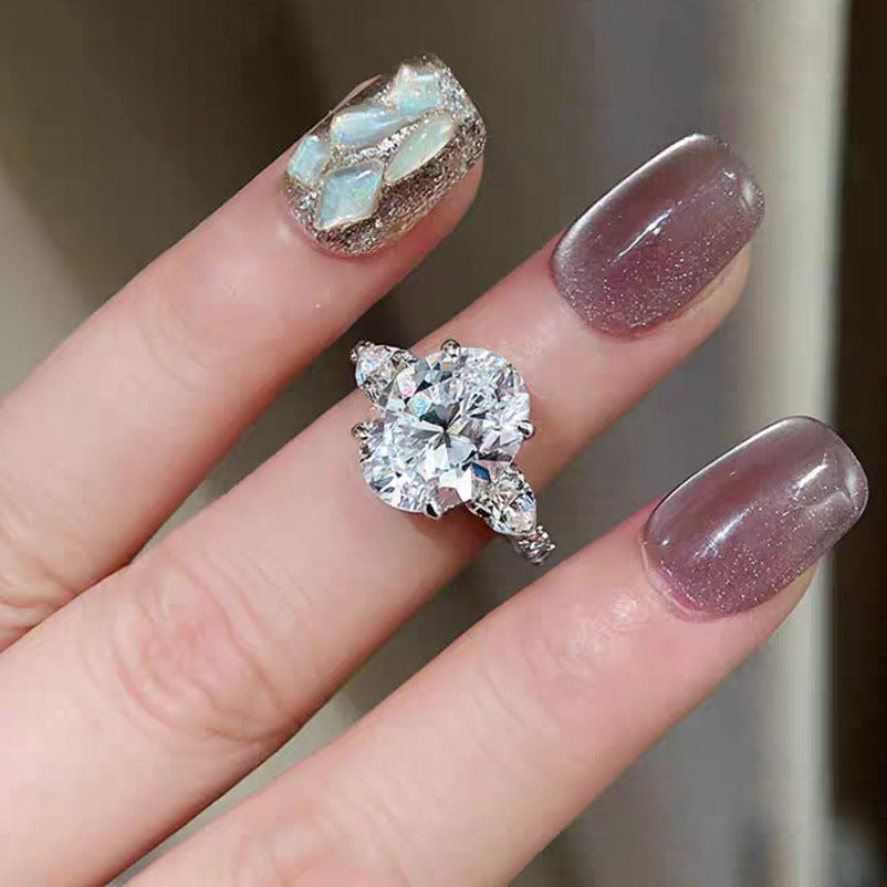 【006】Simulated mozzarella diamond pigeon eggs flash ring ice flower cut women fashion wedding proposal opening ring