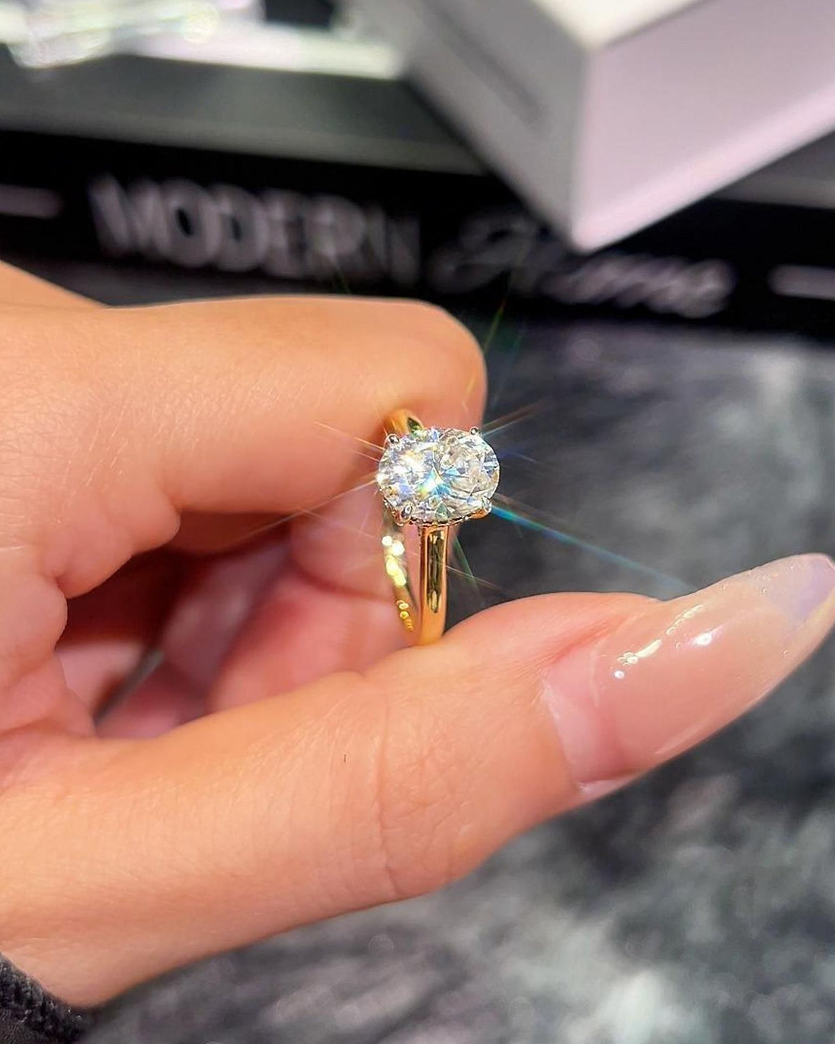 【036】5A Oval Zircon Ring Women Copper Plated 14K Gold Simulation High End Light Luxury Design Jewelry Super Flash