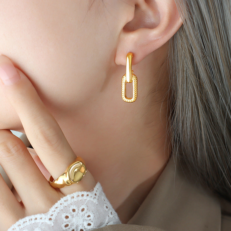 【046】Thai retro fashion versatile personality interlocking dot texture U-shaped earrings niche original jewelry design
