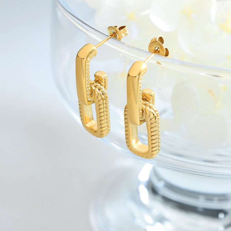【046】Thai retro fashion versatile personality interlocking dot texture U-shaped earrings niche original jewelry design