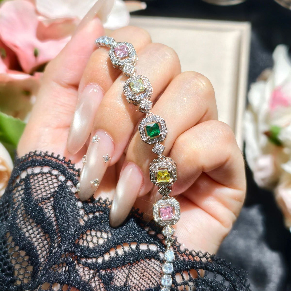 【003】High-end Internet celebrities live broadcast new products hot sale simulation color tourmaline princess square full diamond bracelet femininity fashion jewelry