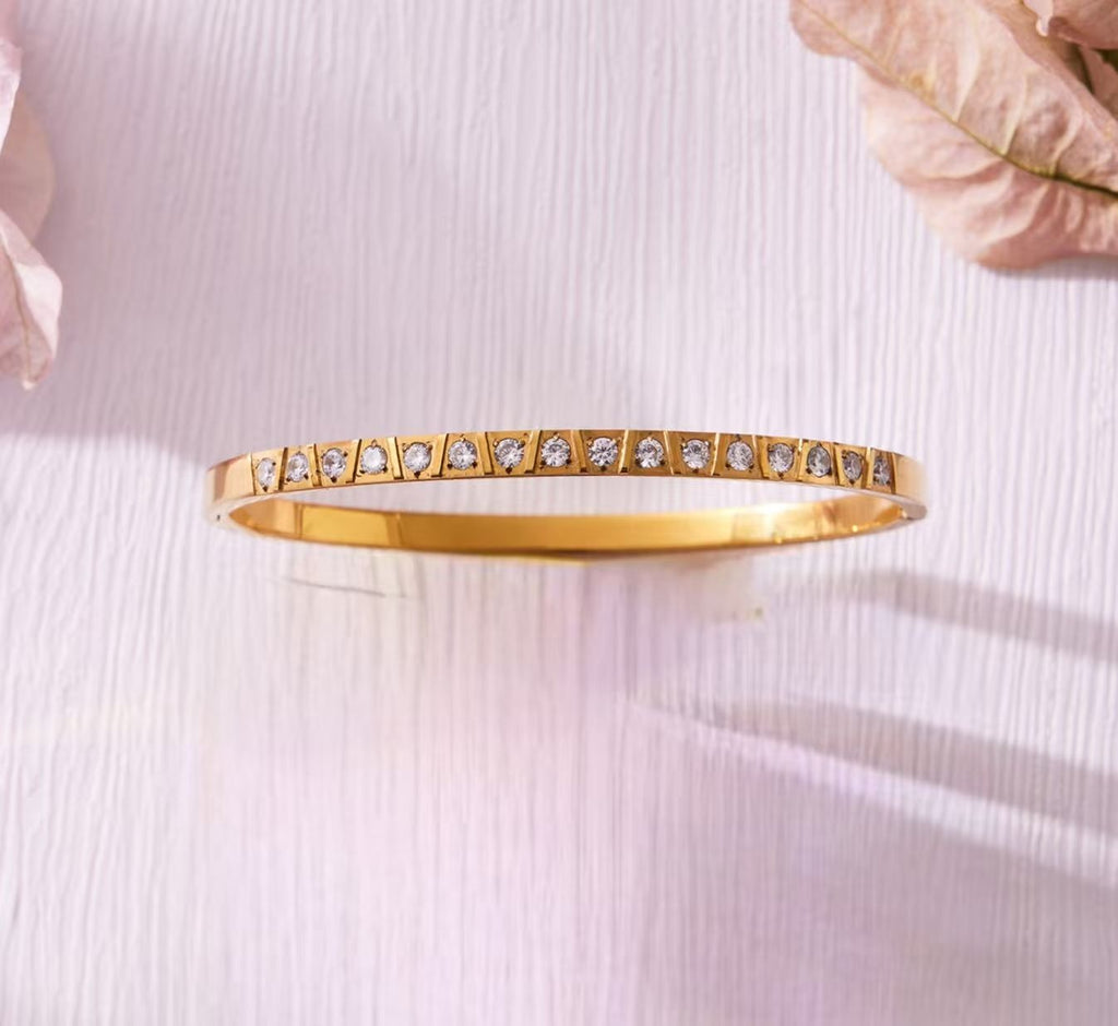 【051】Light luxury geometric ring micro-inlaid zircon buckle bracelet chic personality stacking versatile bracelet